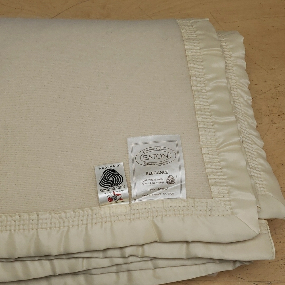Vintage Eaton Woolmark Pure Virgin Wool Twin Blanket